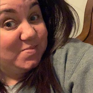 Meet your Posher, Monique